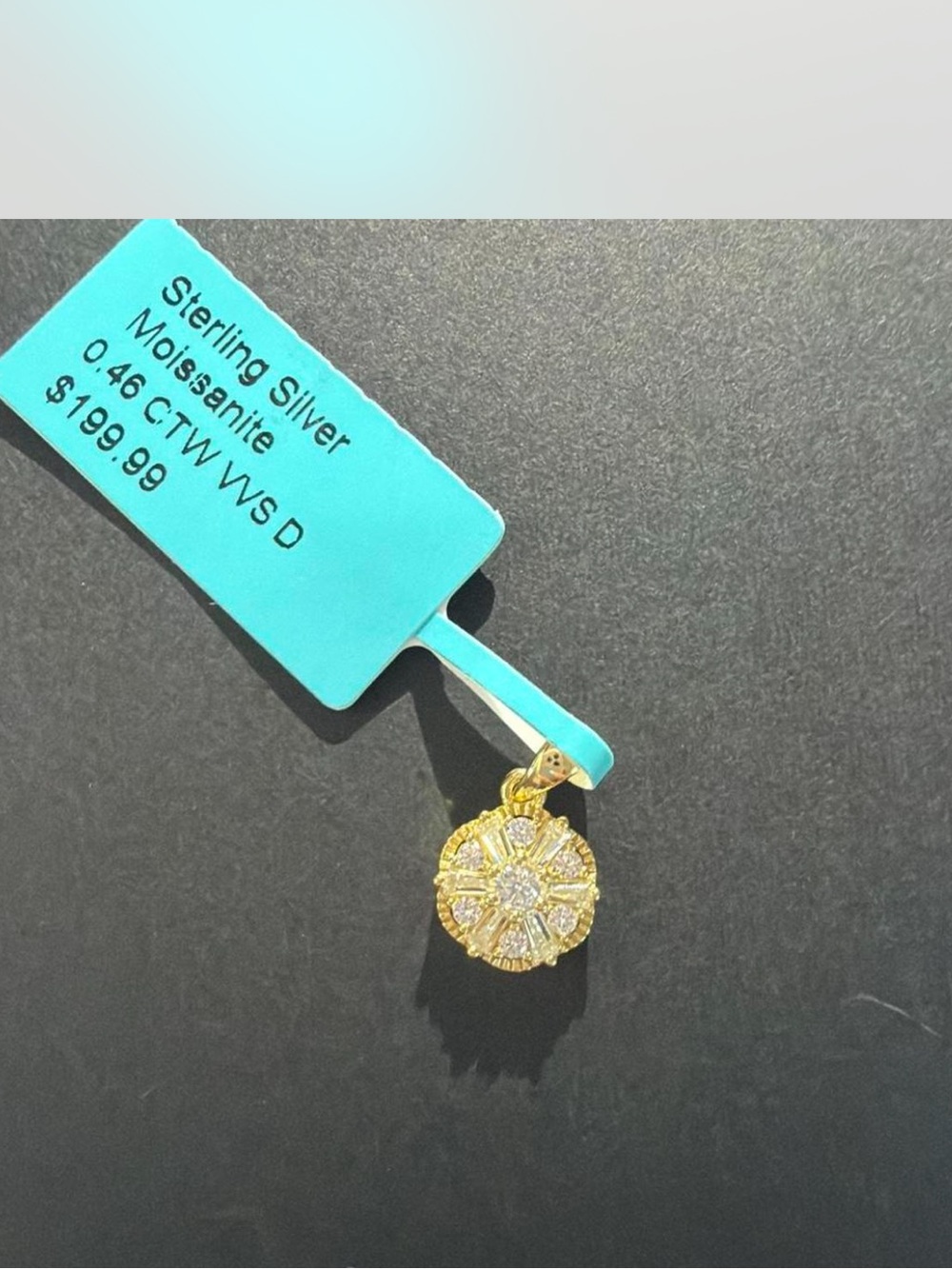 Moissanite pendant